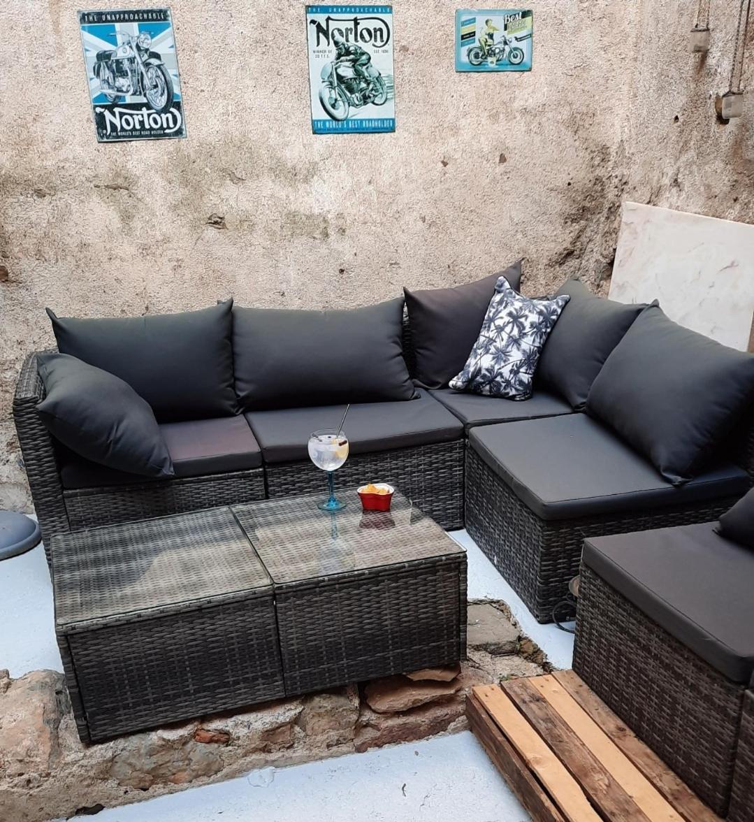 Tourouzelle Maison Du Coquelicot מראה חיצוני תמונה
