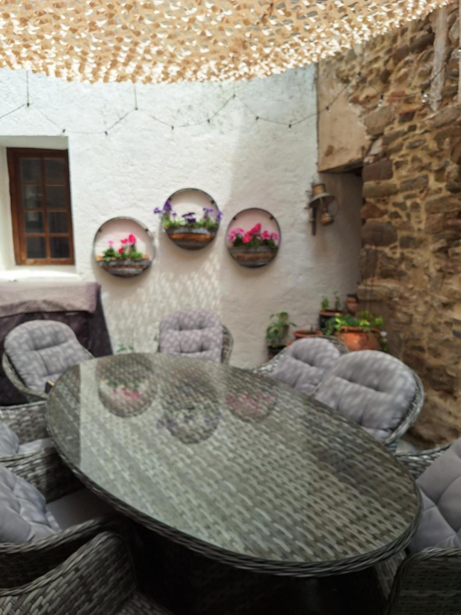 Tourouzelle Maison Du Coquelicot מראה חיצוני תמונה